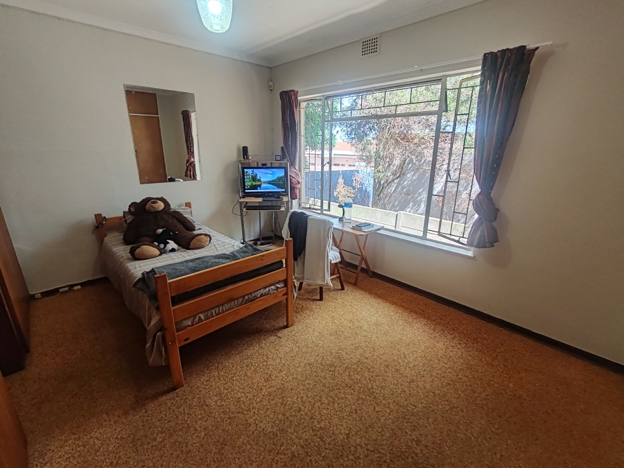 5 Bedroom Property for Sale in Vredenburg Western Cape